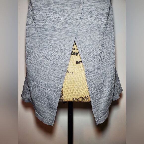 ATHLETA Foothill Seamless Tank in Grey Size S - Picture 9 of 10